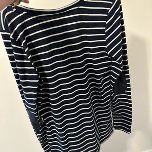 Stitchfix Pixley Greenich top size L with faux leather elbow pads